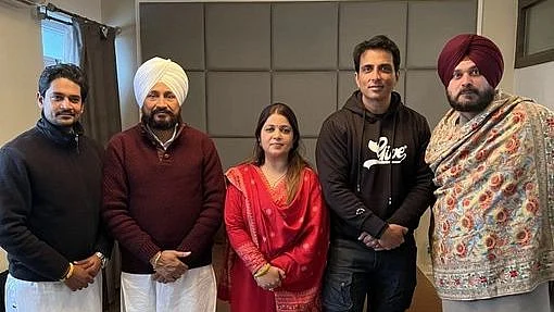 फोटोः @INCPunjab