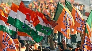 उत्तराखंड विधानसभा के लिए 70 सीटों पर वोटिंग, बीजेपी-कांग्रेस के कई दिग्गजों की किस्मत दांव पर