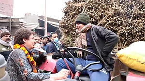 '3 साल में नहीं आई आर्मी भर्ती, हमारे साथी आत्महत्या कर रहे', परेशान युवक ने प्रियंका गांधी से साझा किया दर्द