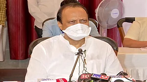 पुणे में इस दिन से सभी कक्षाओं के लिए खुलेंगे स्कूल, महाराष्ट्र सरकार का ऐलान