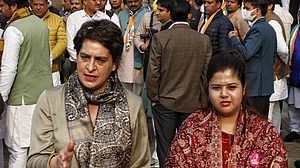 यूपी चुनावः पहले चरण में नोएडा में वोटर लिस्ट से कई नाम गायब मिले, कांग्रेस प्रत्याशी ने लगाए गंभीर आरोप