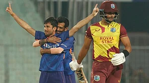 भारत ने वेस्ट इंडीज़ को दूसरे टी-20 में 8 रन से हराया, सीरीज में 2-0 की बढ़त