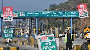 स्वतंत्रता दिवस पर NHAI ने लॉन्च किया FASTag Annual Pass, पहले दिन ही इतने लाख यूजर्स ने कराया एक्टिवेट