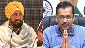 केजरीवाल का एक और झूठ बेनकाब! सीएम चन्नी बोले- झूठे हैं AAP संयोजक, झूठ के सहारे नहीं बनती सरकार