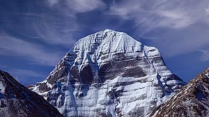 महाशिवरात्रि: प्रधानमंत्री मोदी ने दी शुभकामनाएं, राहुल बोले- शिव सौम्य-साहस-सत्य हैं