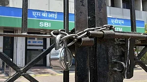 अप्रैल में 15 दिन बंद रहेंगे बैंक, त्योहारों के चलते नहीं होगा काम-काज, ब्रांच जाने से पहले चेक करें ये लिस्ट