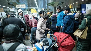 कांग्रेस ने यूक्रेन में हालात पर जताई चिंता, कहा- बिना प्रोपेगेंडा के सभी भारतीयों को सुरक्षित वापस लाए भारत सरकार