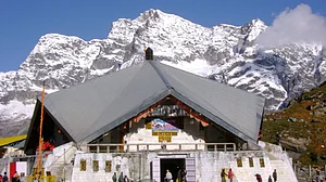 उत्तराखंड: 20 मई को खुलेंगे हेमकुंड साहिब के कपाट, श्रद्धालुओं की संख्या की गई सीमित
