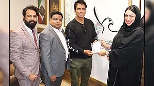 सिनेजीवन: गिल्टी माइंड्स का ट्रेलर हुआ रिलीज और सोनू सूद को मिला दुबई गोल्डन वीजा, ऐसे खुशी की साझा!