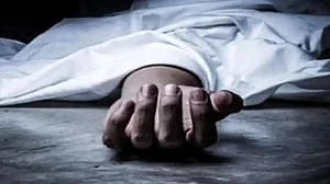 उत्तर प्रदेश में एक और अन्नदाता ने तोड़ा दम, पेड़ से लटका मिला किसान का शव, जांच में जुटी पुलिस