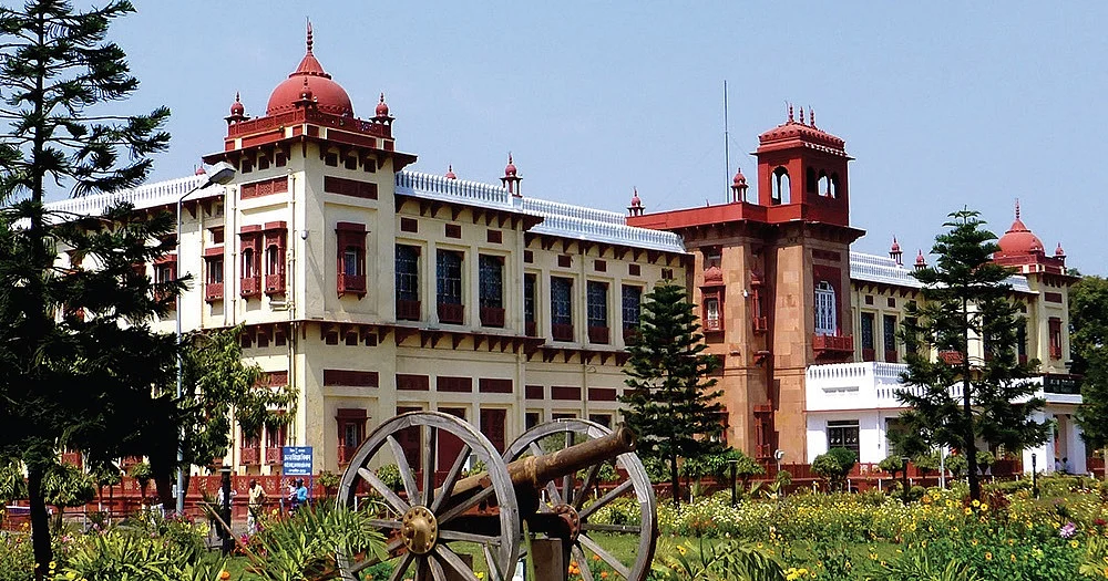 बिहार: सिर्फ अपने नाम की शिलापट्टी लगवाने के लिए नीतीश कुमार खर्च कर रहे हैं म्यूजियम सब-वे पर 337 करोड़ रुपए