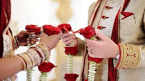 उत्तर प्रदेश: शादी की आधी रस्में हो चुकी थीं पूरी, गंजे पति को देख लड़की ने शादी से किया इनकार