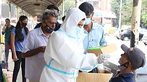 देश में फिर बढ़ने लगे कोरोना के मामले, पिछले 24 घंटों में 4,518 नए मामले आए सामने, 9 लोगों की मौत