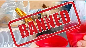 उत्तराखंड: 1 जुलाई से प्लास्टिक के झंडे, स्ट्रॉ, चम्मच, चाकू पर बैन, इनकी बिक्री पर एक जुलाई से लगेगा जुर्माना