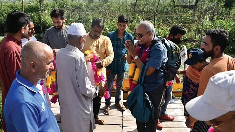 सांप्रदायिक ध्रुवीकरण के लिए कश्मीर का इस्तेमाल बंद कर दे बीजेपी तो हाशिए पर जाने से बच सकता है 'जन्नत'