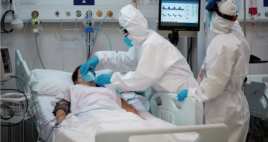 व्यापक वैक्सीनेशन के बावजूद कोविड मामलों में उछाल क्यों! कहीं नीति निर्धारण में तो नहीं हुई कोई चूक?