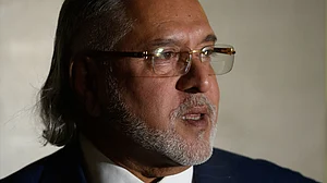 अवमानना केस में विजय माल्या को सुप्रीम कोर्ट ने सुनाई 4 महीने जेल की सजा, 2 हजार का जुर्माना भी लगाया