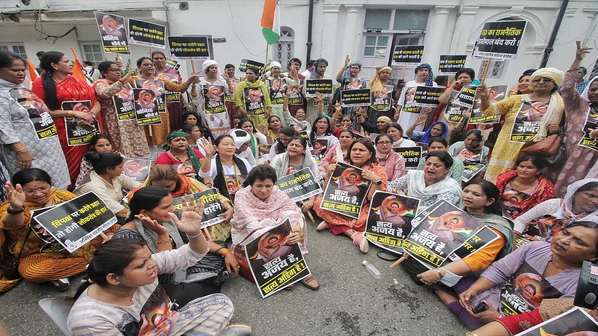 बड़ी खबर LIVE: द्रौपदी मुर्मू भारत की पहली महिला आदिवासी राष्ट्रपति बनीं, पीएम मोदी, राहुल गांधी ने दी बधाई