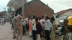 'ड्राई स्टेट' गुजरात में जहरीली शराब कांड: अब तक 12 लोगों की हुई मौत, कई लोगों की हालात गंभीर