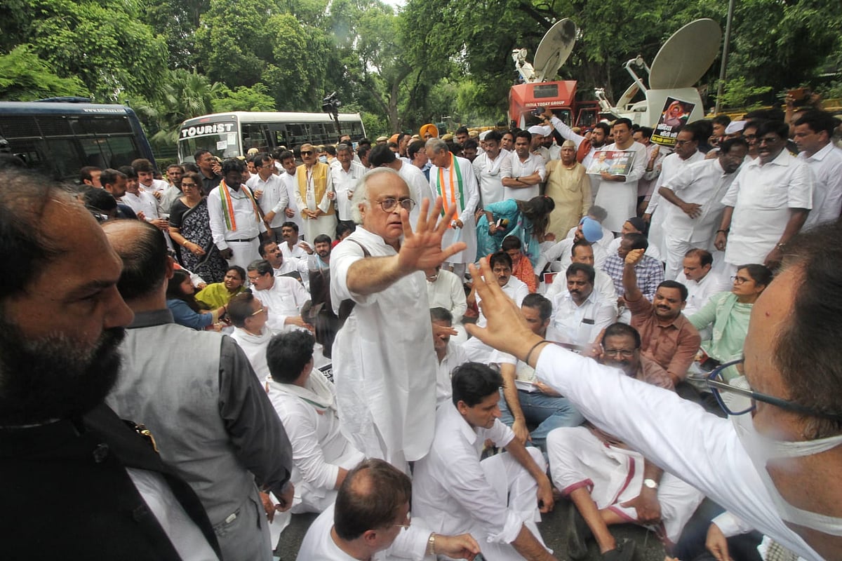 सोनिया गांधी को ईडी दफ्तर बुलाकर क्या मोदी सरकार ने राजनीतिक गलती कर दी!