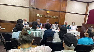 'सरकारी तंत्र के दम पर पत्रकारों का हो रहा उत्पीड़न, मीडिया संगठनों को साथ मिलकर देनी होगी कानूनी मदद'