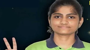 JEE Main Result: टॉपर स्नेहा पारीक ने शेयर किया अनुभव, कहा- एक व्यक्ति की नींव मजबूत होनी चाहिए