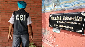 दिल्ली शराब नीति: केजरीवाल के डिप्टी सीएम को CBI ने कल पूछताछ के लिए बुलाया, सिसोदिया बोले- सत्यमेव जयते!