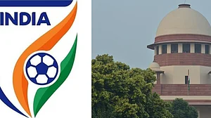 केंद्र ने SC में कहा- एआईएफएफ का निलंबन हटाने के लिए हर संभव प्रयास कर रही सरकार, जल्द निकलेगा सामाधान