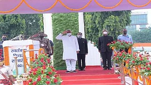 बिहार में मुख्यमंत्री नीतीश ने फहराया तिरंगा, 20 लाख लोगों को रोजगार देने का वादा