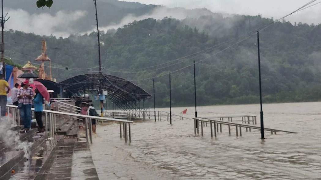 उत्तराखंड के 6 जिलों में आज भारी बारिश का अलर्ट।