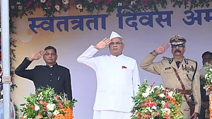 आजादी की 75वीं वर्षगांठ: भूपेश बघेल ने लिया 'गढ़बो नवा छत्तीसगढ़' का संकल्प, हर व्यक्ति को गरिमा, न्याय और बराबरी का वादा