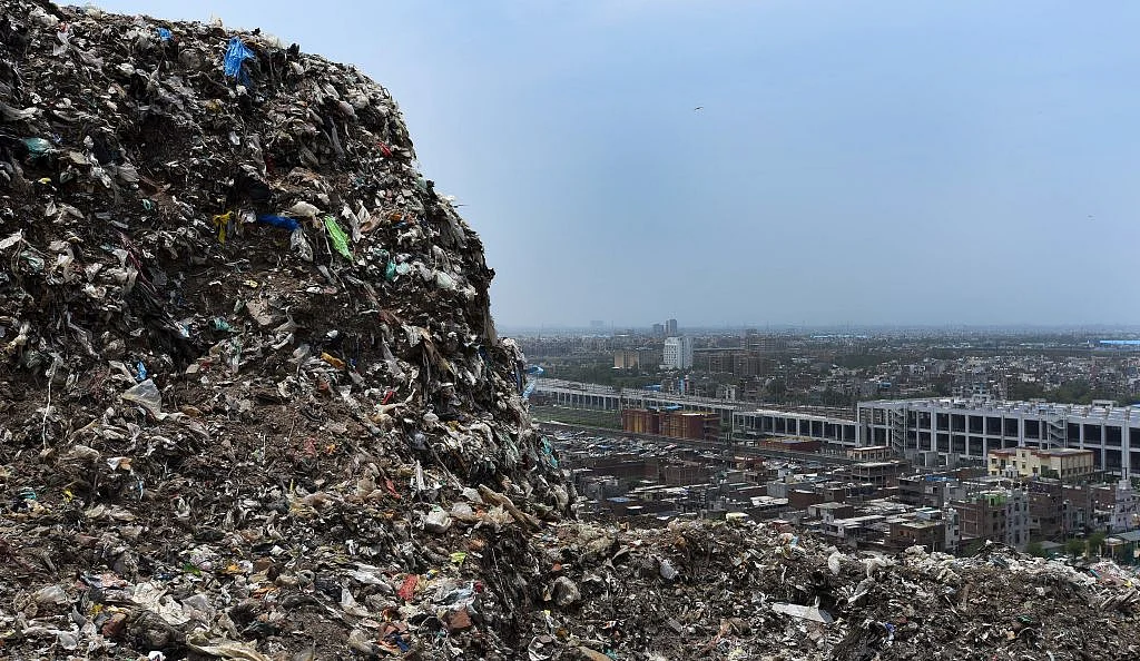 बड़े-बड़े दावे करने भर से वोट नहीं मिलते, लोगों की आंखों में धूल झोंके रखना आसान नहीं!
