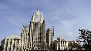 रूस और बुल्गारिया में तनातनी, 14 बल्गेरियाई राजनयिक निष्कासित किए गए