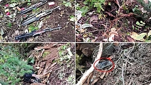 जम्मू-कश्मीरः सेना और पुलिस ने आतंकियों के नापाक इरादों पर फेरा पानी, भारी मात्रा में हथियार, गोला-बारूद बरामद