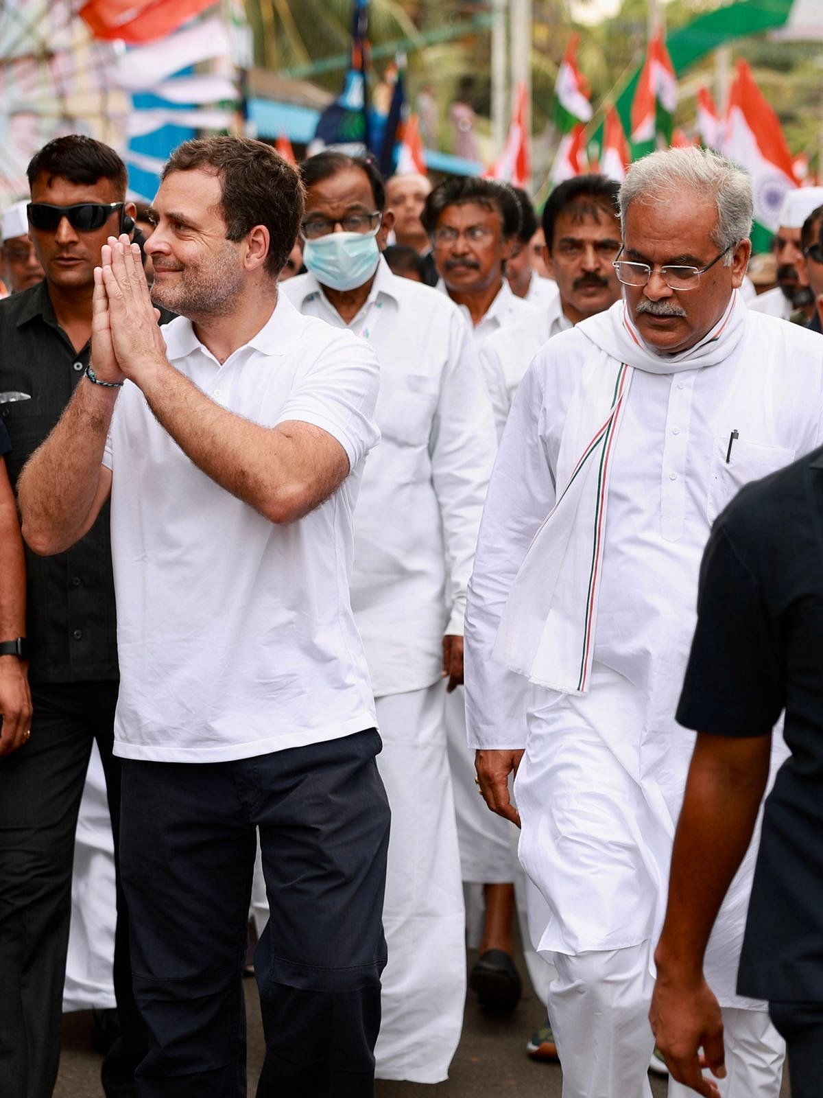 आज की यात्रा राहुल गांधी के साथ कांग्रेस के वरिष्ठ नेता और सांसद पी. चिदंबरम, छत्तीसगढ़ के मुख्यमंत्री भूपेश बघेल और अन्य ने कन्याकुमारी के अगस्तीस्वरम में शुरू की।