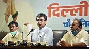 कांग्रेस ने खोली केजरीवाल के सरप्लस बजट की पोल, 38,155 करोड़ कर्ज बढ़ा, रिवेन्यू डेफिसिट राज्य बनी दिल्ली