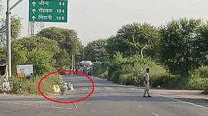 हरियाणा के कैथल में दहशत फैलाने की साजिश नाकाम! 1 किलो से ज्यादा IED बरामद, जांच में जुटी पुलिस