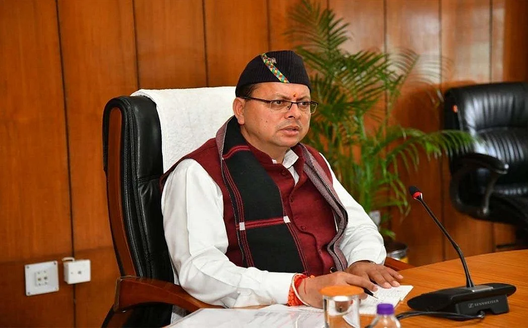 उत्तराखंडः नियुक्ति घोटाला बनी धामी सरकार के गले की फांस, BJP-RSS नेताओं के नाम आने से सिर पर लटकी तलवार 