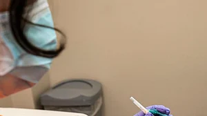 मंकीपॉक्स के मामलों में कमी के बावजूद यूरोपीय देश सतर्क, अतिरिक्त वैक्सीन डोज खरीद रहा यूरोपीय संघ