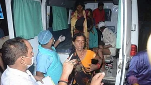 उत्तर प्रदेश में बीते 12 घंटों में हुए तीन सड़क हादसों से कोहराम! 32 लोगों की गई जान, कई घायल