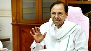 तेलंगाना में लोकतंत्र की हत्या की कोशिश? TRS के 4 विधायकों को खरीदने का प्रयास, हुआ चौंकाने वाला खुलासा!