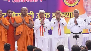 राम पुनियानी का लेखः RSS और AAP के दलित प्रेम की असलीयत उजागर, अम्बेडकर के मूल्यों के प्रति प्रतिबद्धता शून्य
