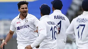 खेल की खबरें: T20 WC से पहले पलटी इस भारतीय खिलाड़ी की किस्मत, टीम में मिली जगह और T20 बल्लेबाजों की रैंकिंग जारी