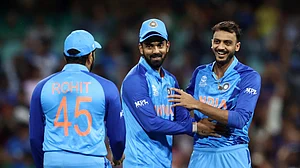 T20 WC : पर्थ की उछाल वाली पिच पर भारत और दक्षिण अफ्रीका के बीच विस्फोटक मुकाबले की उम्मीद, जानें किसका पलड़ा है भारी