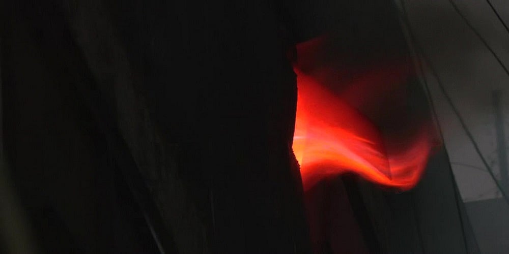 दिल्ली: चांदनी चौक के भागीरथ पैलेस मार्केट में आग का तांडव, भयावह तस्वीरें आईं सामने! आग पर काबू पाने की कोशिश जारी