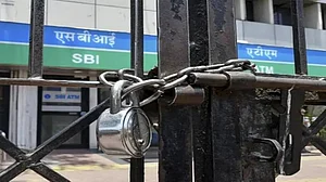 राहत की खबर: आज होने वाली बैंक कर्मचारियों की देशव्यापी हड़ताल टली, कई मुद्दों पर बनी सहमति