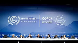 पर्यावरण संरक्षण और मानवाधिकार के लिए प्रतिबद्ध होने का दावा वैश्विक नाटक, चलता रहता है दमन का सिलसिला!