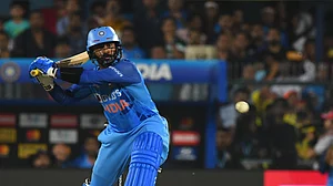 T20 World Cup: बांग्लादेश के खिलाफ मुकाबले से पहले टीम इंडिया को बड़ा झटका! इस मैच विनर खिलाड़ी के खेलने पर संशय