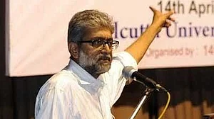 हाउस अरेस्ट के लिए गौतम नवलखा की रिहाई की अड़चन हटी, सॉल्वेंसी सर्टिफिकेट को लेकर सुप्रीम कोर्ट ने दी राहत
