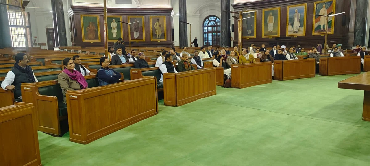 सोनिया गांधी ने चीन से टकराव पर जताई चिंता, संसद में की चर्चा की मांग, बोलीं- हर मोर्चे पर बुरी तरह फेल हुई सरकार